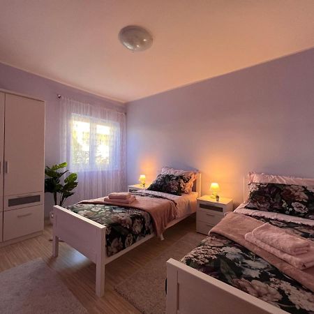 Apartman Breza 希贝尼克 外观 照片