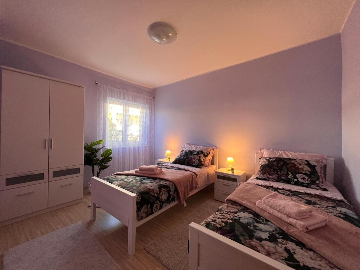 Apartman Breza 希贝尼克 外观 照片